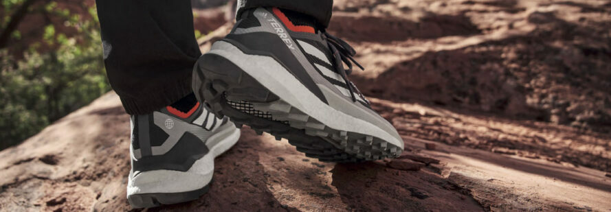 pr_free-hiker-2-_womens_on-model_2-e1663700223924-889x309-8667085