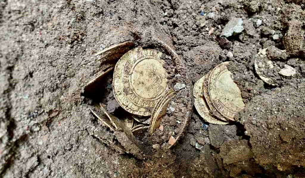 the-coin-hoard-in-situ-copy-e1662709819921-7954271
