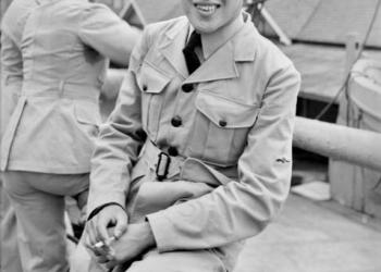 Foto: Leading Aircraftman (LAC) Thomas Frederick Wong See, der erste Australier chinesischer Abstammung, der 1940 in der RAAF diente
 [Alte Nutzer. Innen Bilder und Fotos]