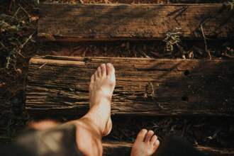 barefoot-jpg