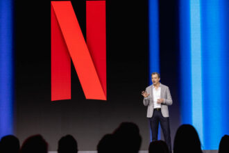 netflix-ceo-800x533-jpg